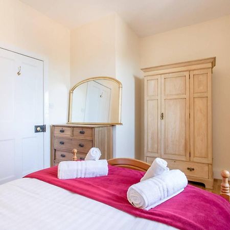 Appartement Altido Retro Castle Retreat 2Bed à Édimbourg Extérieur photo